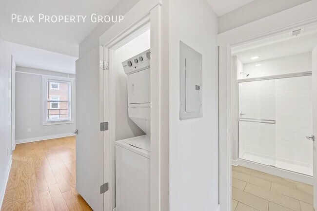 Foto del edificio - 412 E 13th St