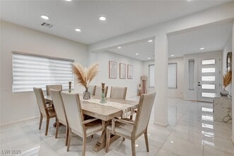 Building Photo - 6723 Tangled Vines Ave