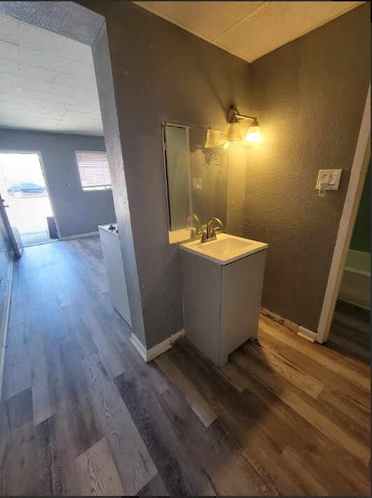 Foto del edificio - 111 S Summit St