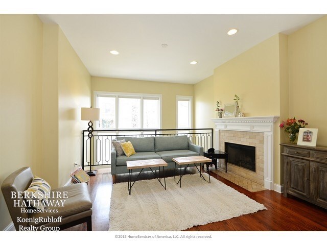 Foto del edificio - 3040 N Sheffield Ave