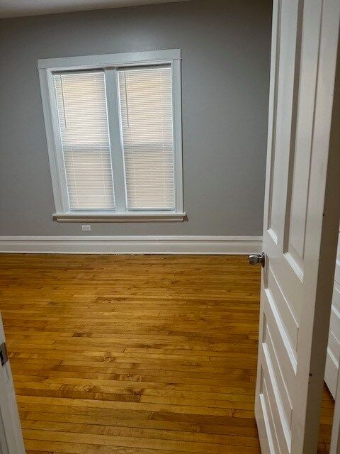 Foto del edificio - 1326 N Ridgeway Ave