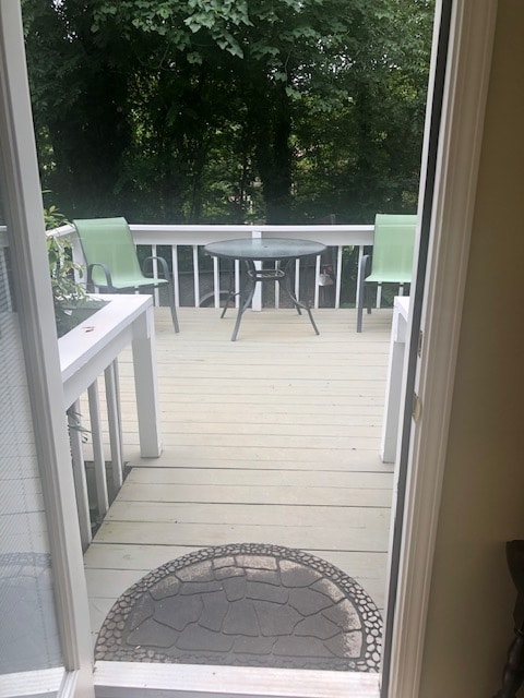 Private Back Deck with Grill - 1493 Scarlet Ct NE
