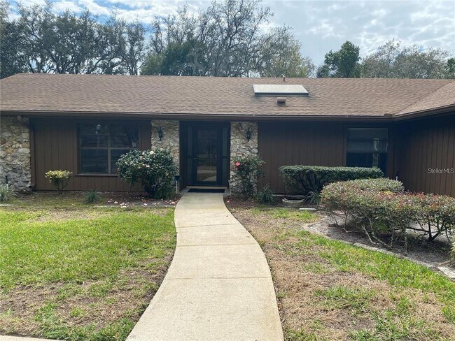 Foto del edificio - 1207 Winter Springs Blvd