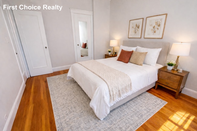 Photo - 2001 Commonwealth Ave Townhome