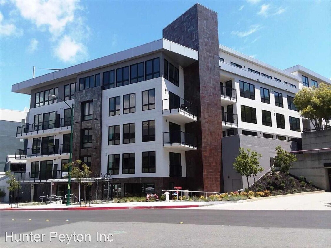 Primary Photo - 2 br, 2 bath House - 1605 Riviera Ave #406