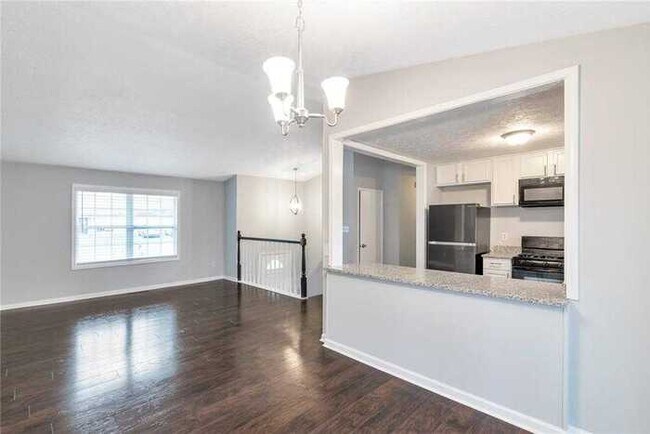 Foto del edificio - Fantastic 4bd/2ba home! Coming soon!