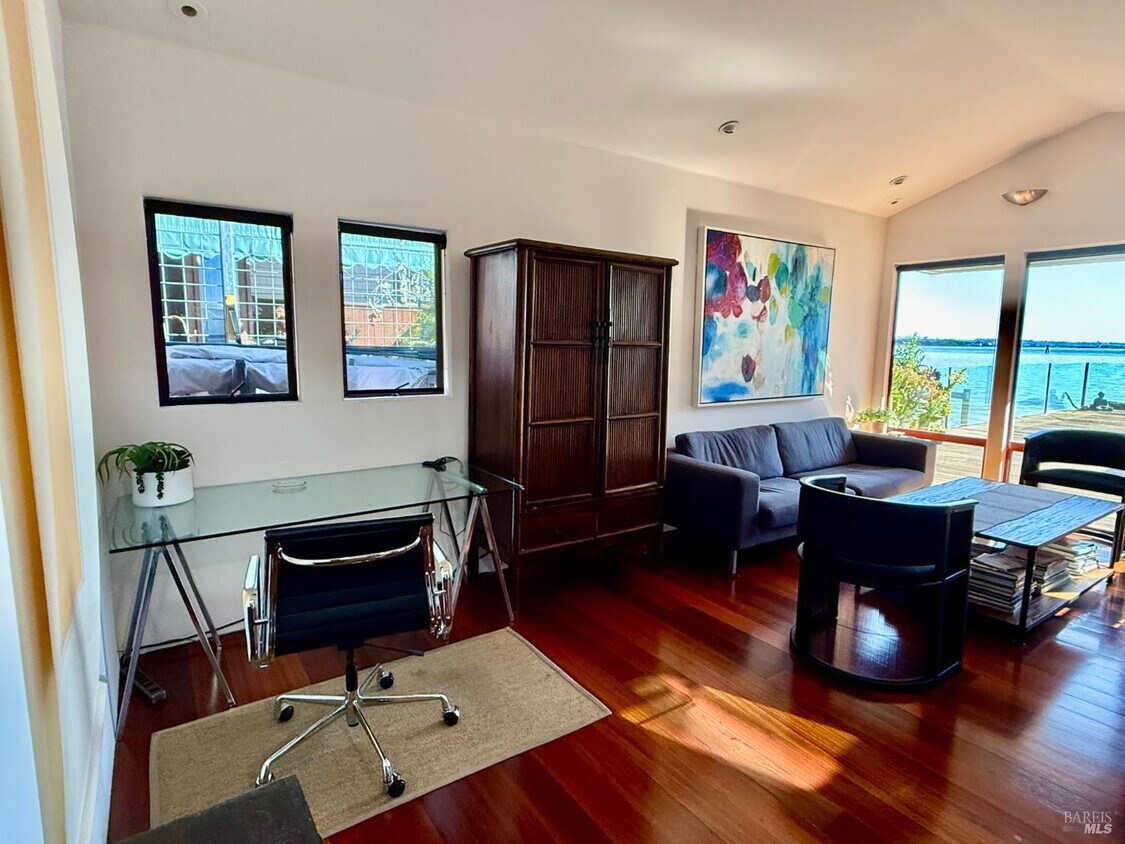 Foto principal - 4 Sandy Beach Rd