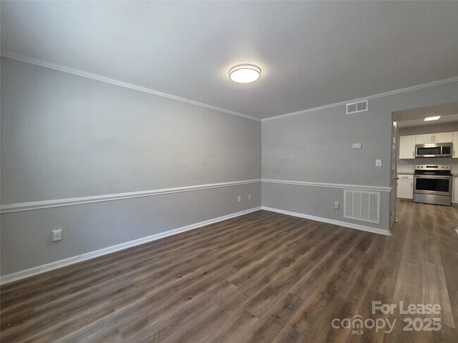 Foto del edificio - 403 Spring St NW