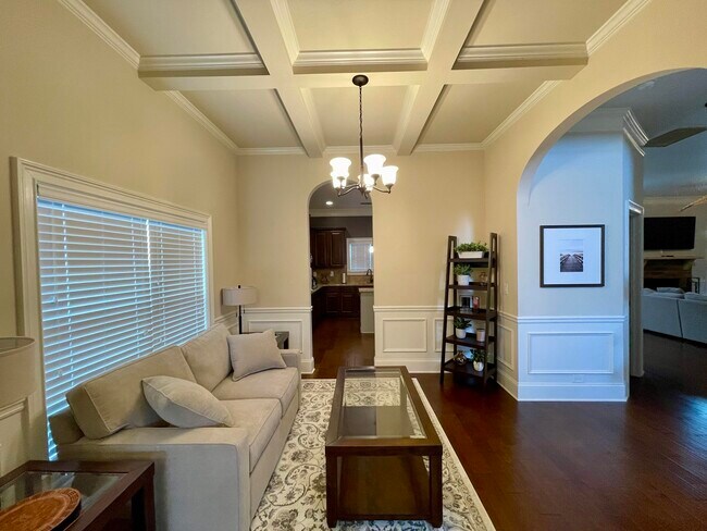 Foto del edificio - 1031 Dietrich Ln