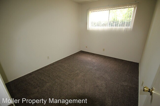 Foto del edificio - 4134-4138 Cedar Ave