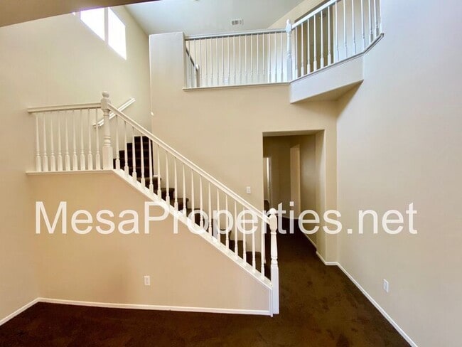 Building Photo - 14350 Jackrabbit Ln
