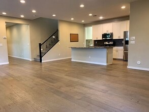 Building Photo - 4650 E Tierra Buena Ln