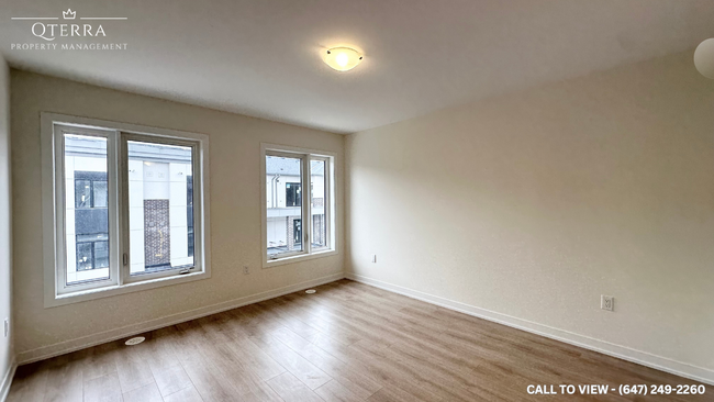 Building Photo - 803-1695 Dersan St