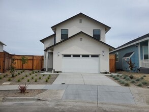 1963 Dogwood Dr