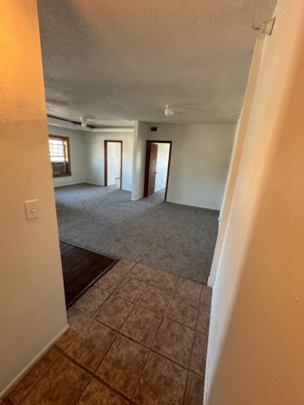 Primary Photo - 1602 E Ave NE