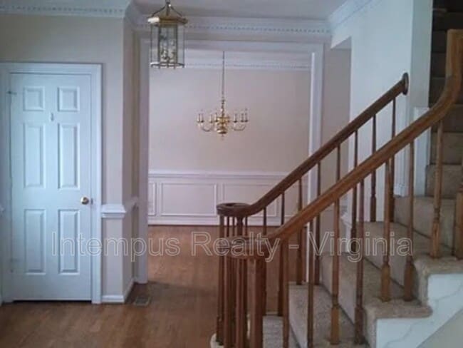 Photo - 7140 Chesterfield Dr House