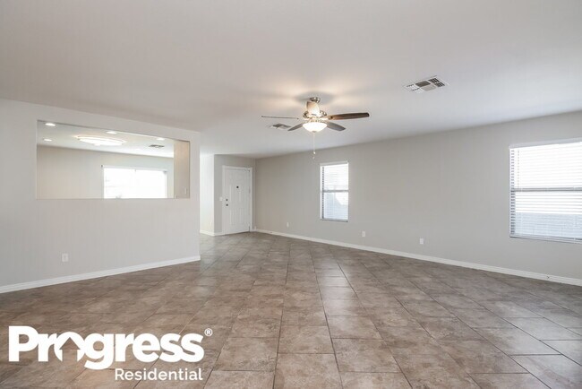 Foto del edificio - 11774 W Windrose Ave