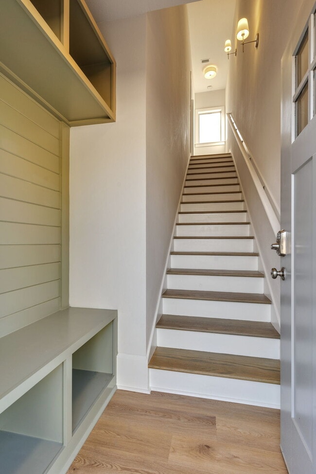 Building Photo - 4081 Ivy Green Trl