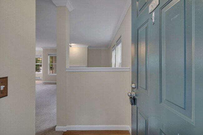 Foto del edificio - Latitude Condominiums 3 Bed, 2 Bath in Fed...