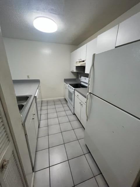 Building Photo - 1279 Hempstead St