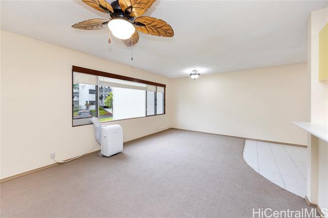 Foto del edificio - 46-261-261 Kahuhipa St