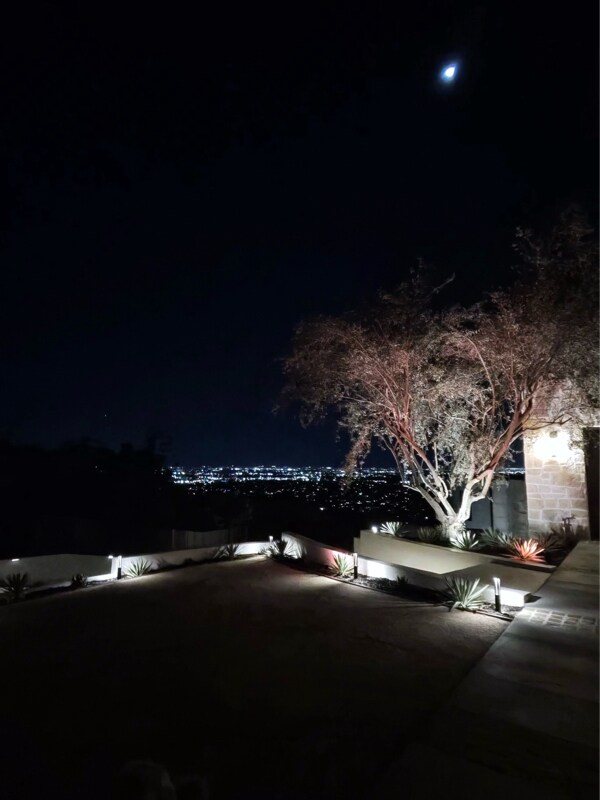 Foto del edificio - 19211 Dodge Ave