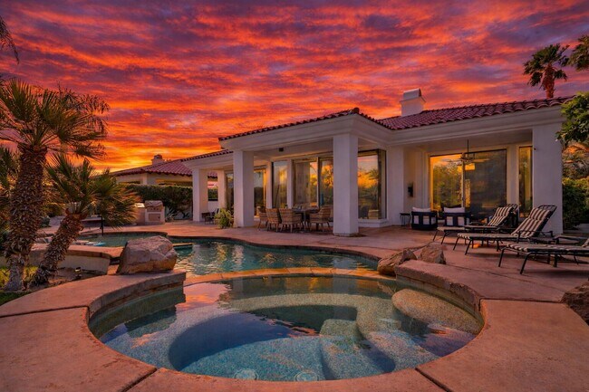 Building Photo - 267 Loch Lomond Rd