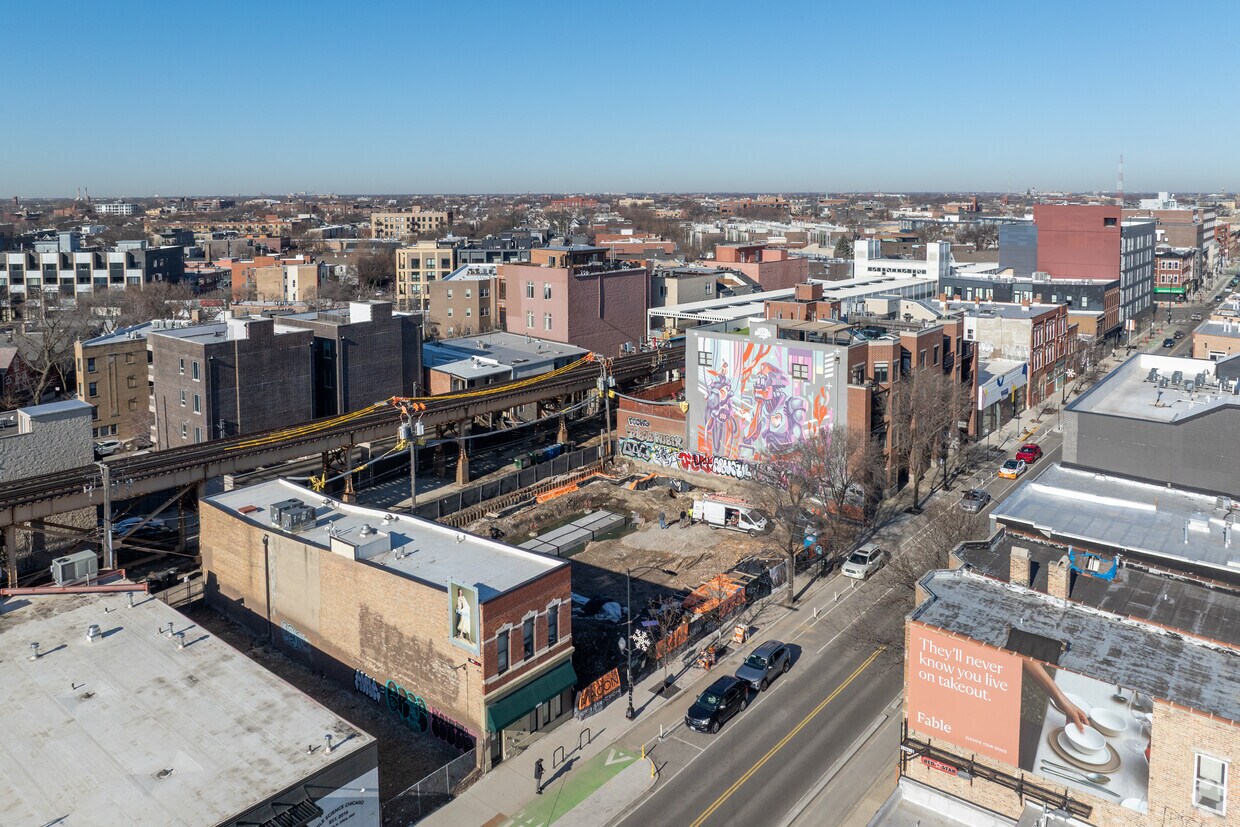 Foto aérea - 1870 N Milwaukee Ave