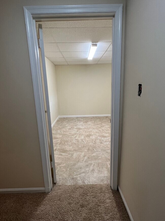 Building Photo - 2105 Bucknell Ter
