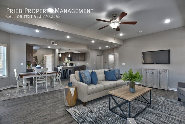 Building Photo - Parkview Apartments- Available November 8th