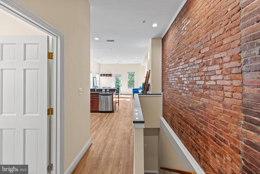 Primary Photo - 1312 Euclid St NW