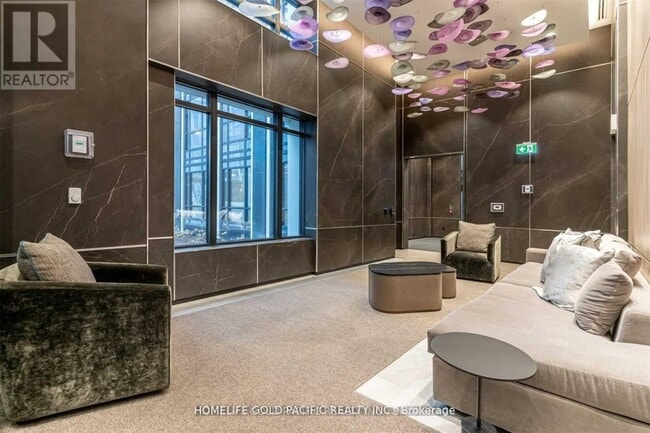 Building Photo - 5 Mabelle Ave