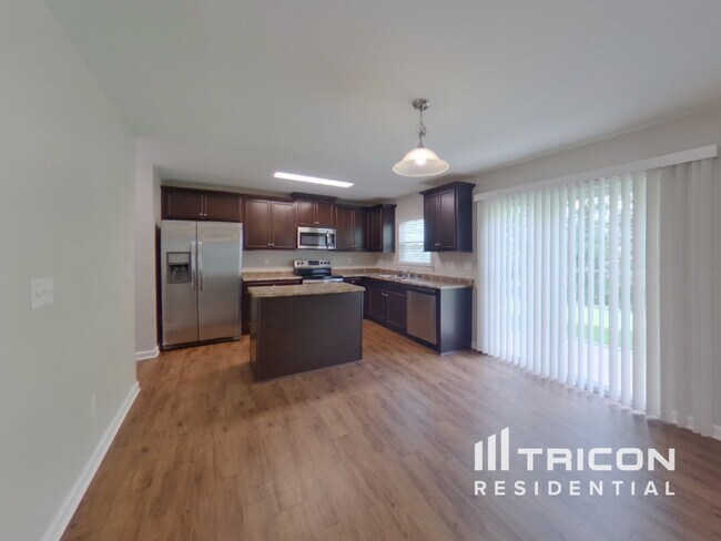 Foto del edificio - 417 Saddleback Trl