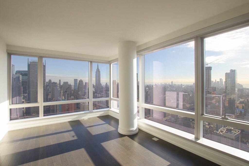 Foto principal - 555 10th Ave