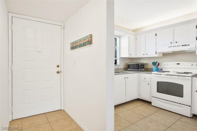 Building Photo - 4358 27th Ct SW