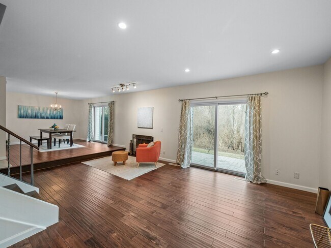 Foto del edificio - 177 E Long Lake Rd