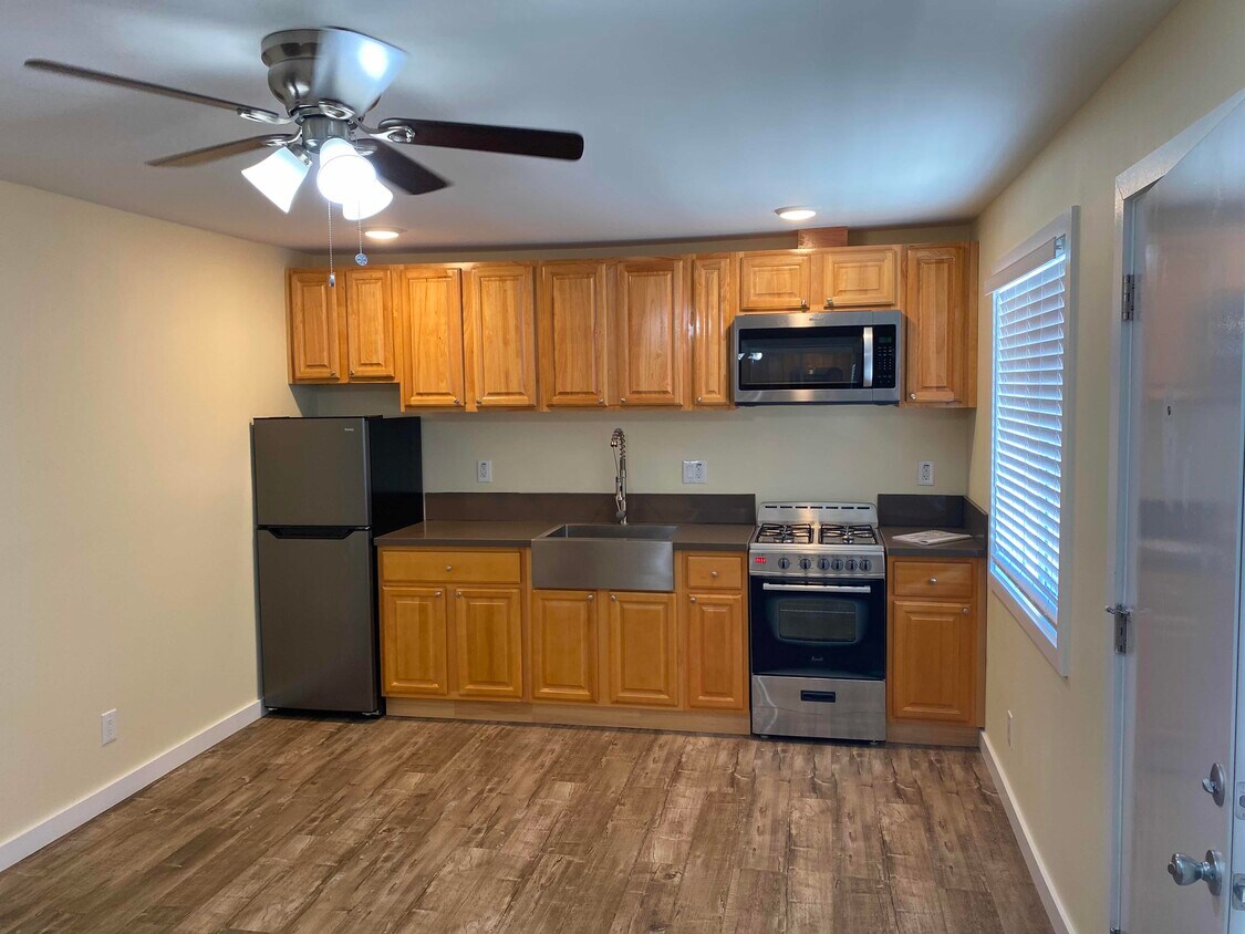 Foto del edificio - 7809 Crockett Blvd