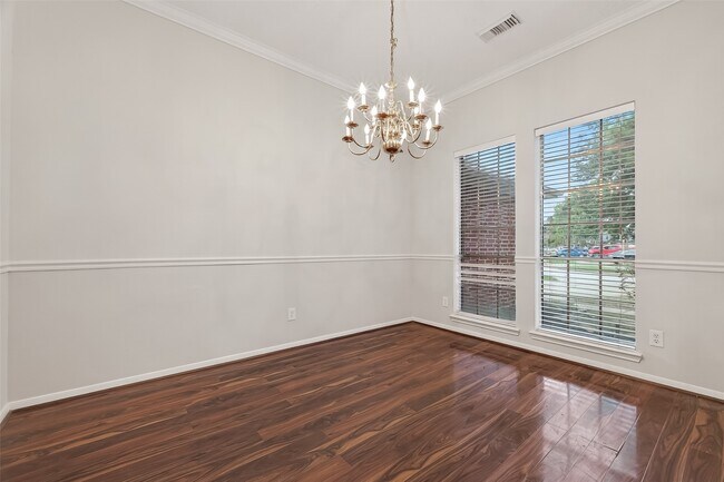 Foto del edificio - 2002 Foundary Dr