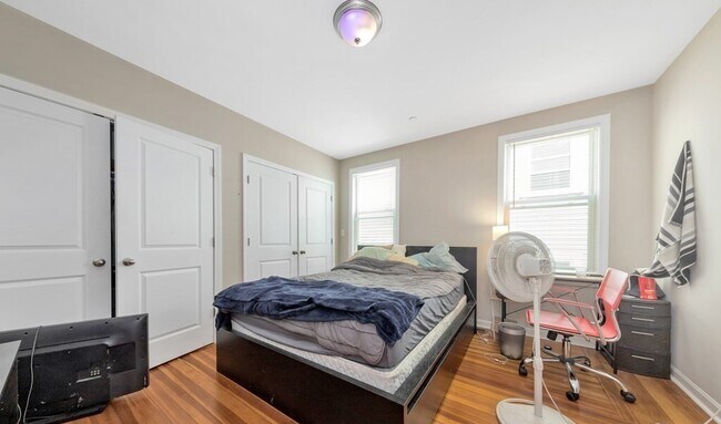 Foto del edificio - 228 Calumet St