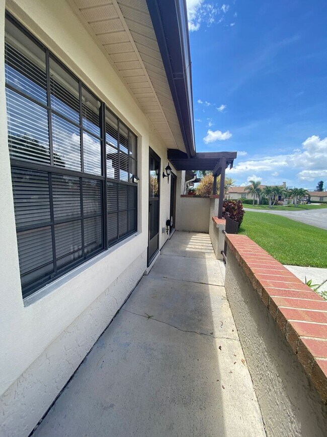 Foto del edificio - 13100 S McCall Rd