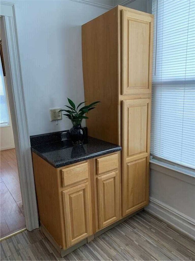 Foto principal - 66-38-66-75 75th St