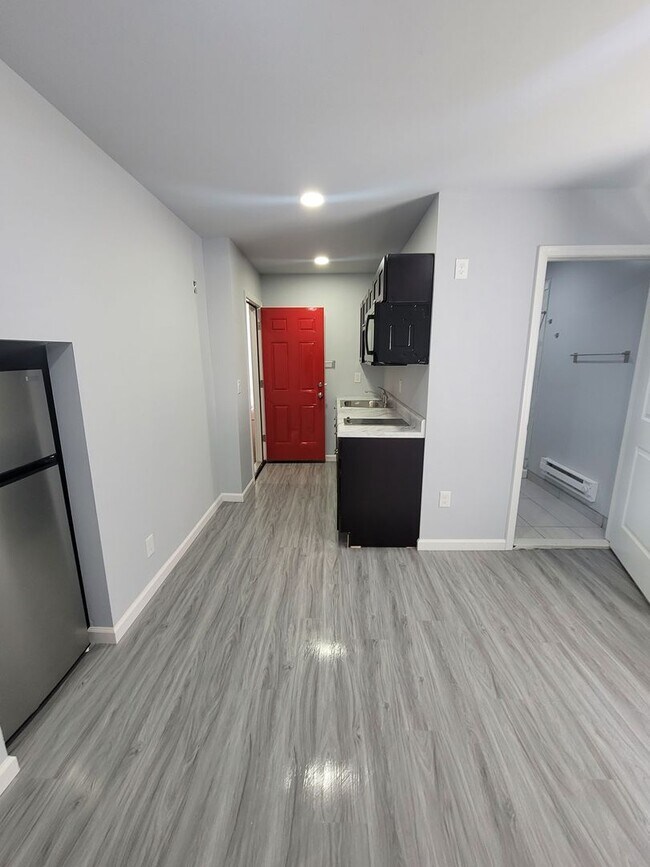 Foto del edificio - 427-429 W. Queen Lane