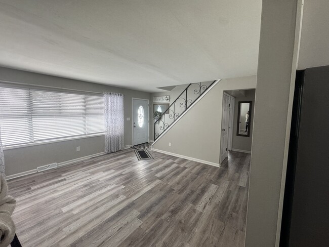 Foto del edificio - 3582 Valerie Dr