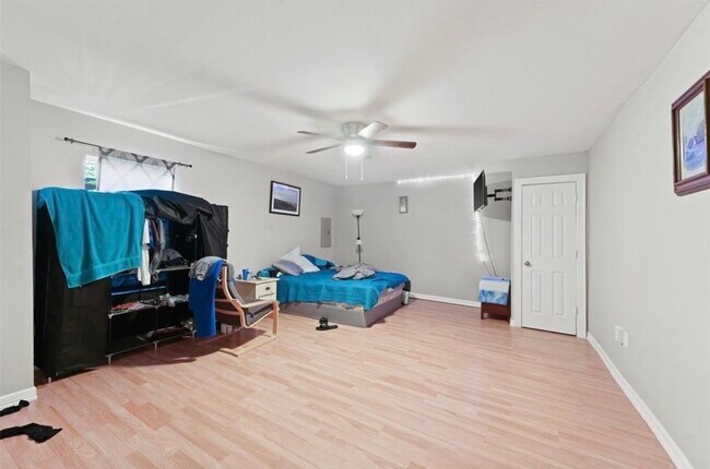 Foto del edificio - 8538 Sunderland Rd