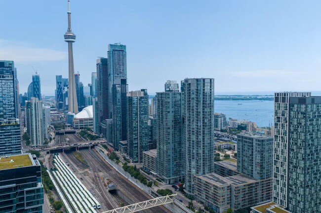 Photo du bâtiment - 2708 Puente de Luz