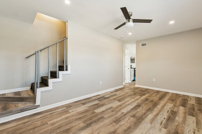 Foto del edificio - 1124 Tallow Tree Ln