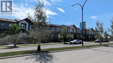 Building Photo - 24 Silverton Gln Grn SW