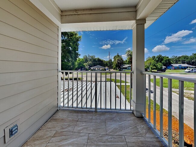 Foto del edificio - 1432 E Main St