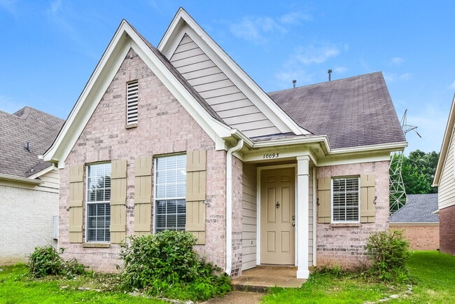 Building Photo - 10093 Woodland Hills Dr