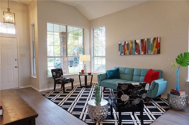 Building Photo - 9821 Carmel Valley Dr